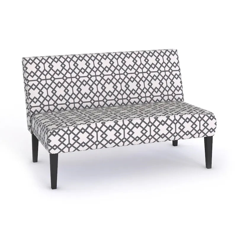 Causeuse en tissu à motif géométrique gris et blanc avec pieds noirs