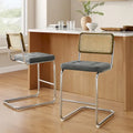 Tabouret de bar rustique rembourré à hauteur de comptoir avec dossier en rotin et cadre chromé