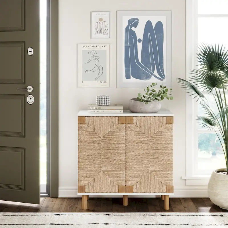 Meuble d'appoint bohème en bois avec portes en jonc de mer naturel et étagère réglable, noir