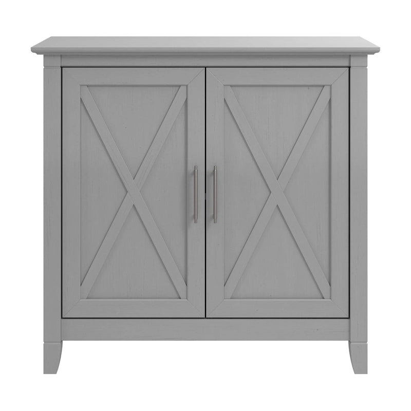 Petit meuble de rangement 2 portes style ferme avec motifs en X, gris Cape Cod
