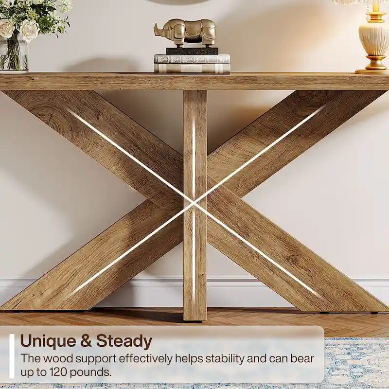 Console en bois rustique grainé avec base géométrique en X, style ferme