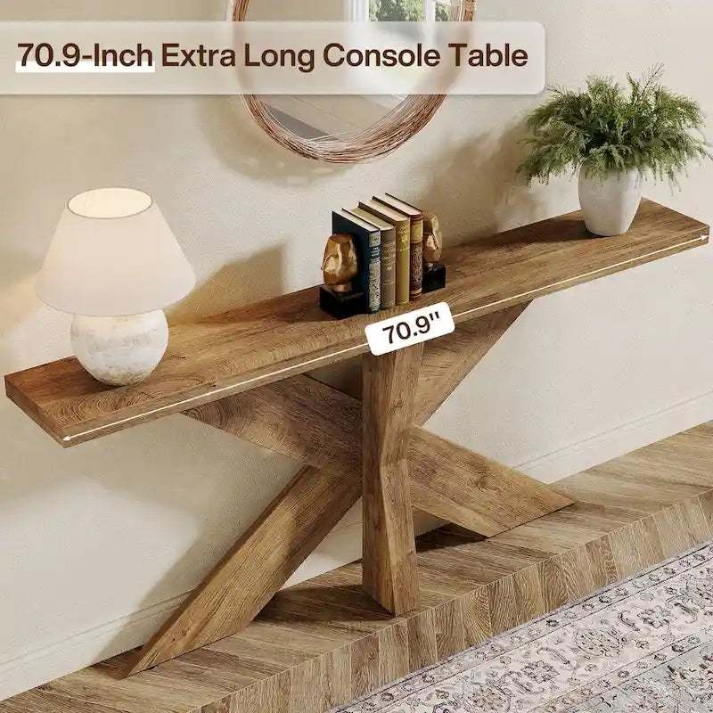 Console en bois rustique grainé avec base géométrique en X, style ferme