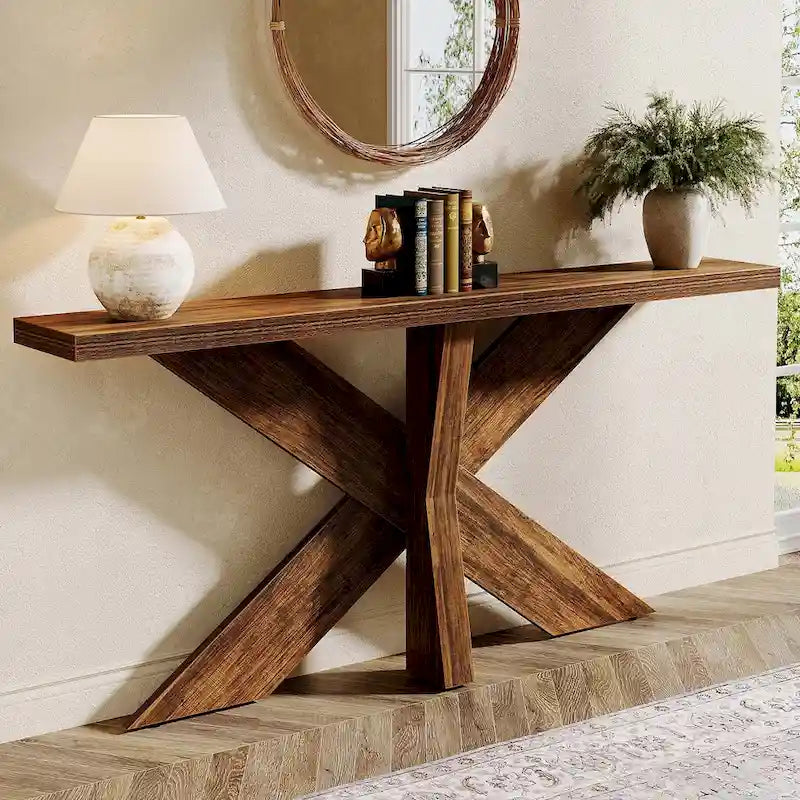 Console en bois rustique grainé avec base géométrique en X, style ferme